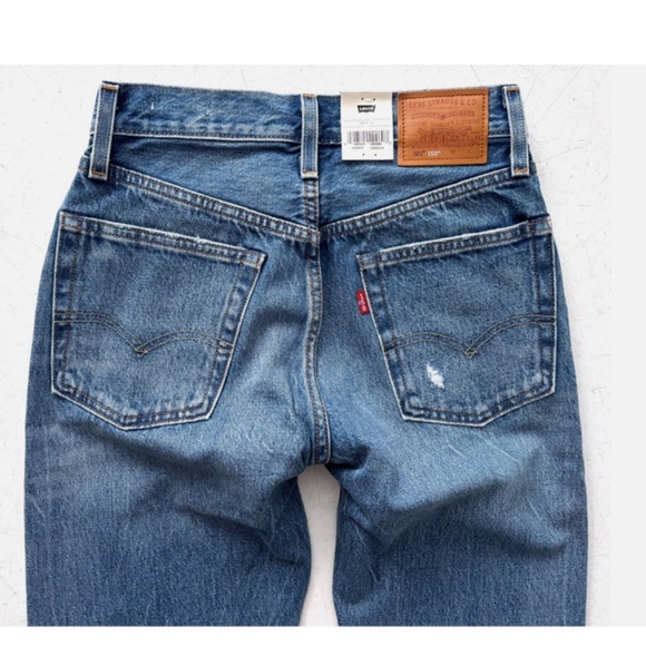 Levi's Womens Nwt 150th 501 Straight 125010424 Distressed Selvedge Jeans 24 x 32 - Picture 6 of 8